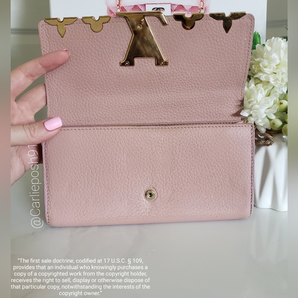 **SOLD** Authentic Pre-owned Louis Vuitton Capucines Flap Wallet - Picture 5 of 16